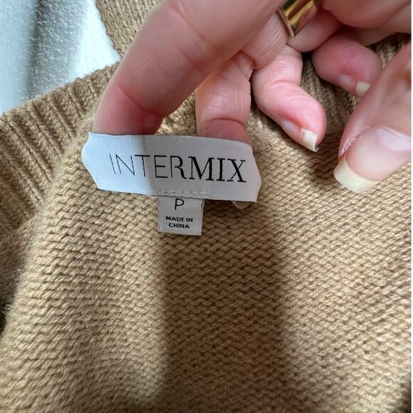Intermix Beige Rumi Cold Shoulder V-Neck Button Cardigan P - Picture 9 of 16